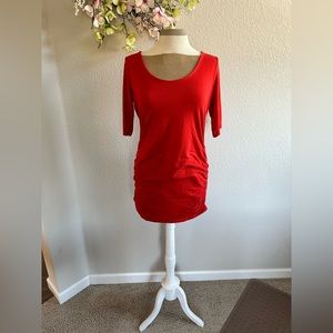 A Pea in the Pod red short sleeve top size XS